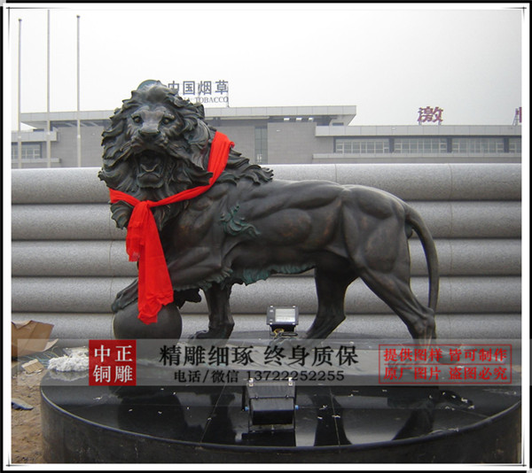 加工铜狮子