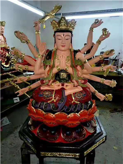 坐像观音菩萨雕塑