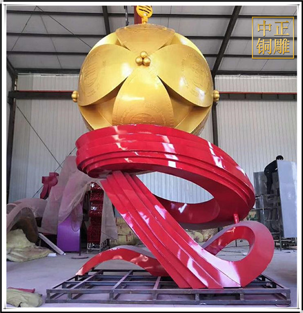 中国结雕塑价格.jpg 中国结雕塑价格.jpg