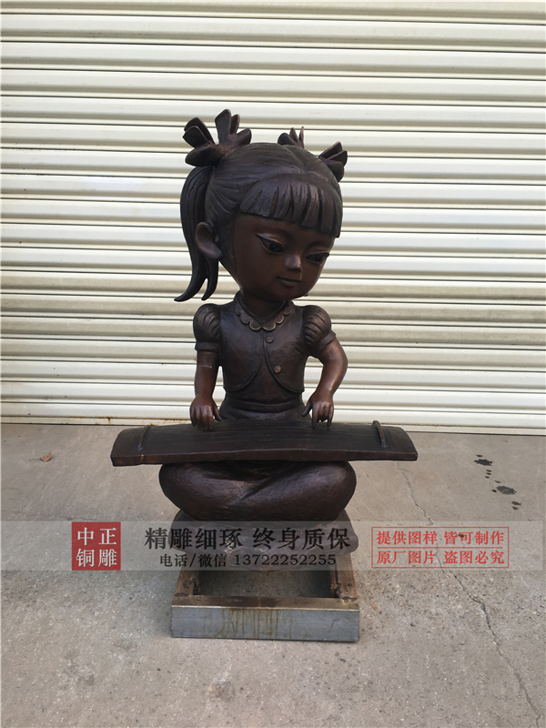 弹钢琴铜雕.jpg 弹钢琴铜雕.jpg
