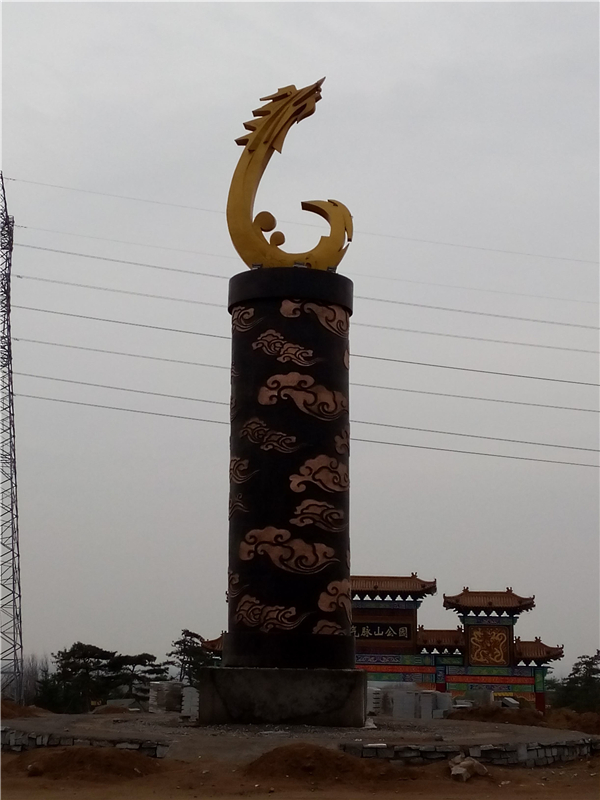 龙柱铜雕.jpg 龙柱铜雕.jpg