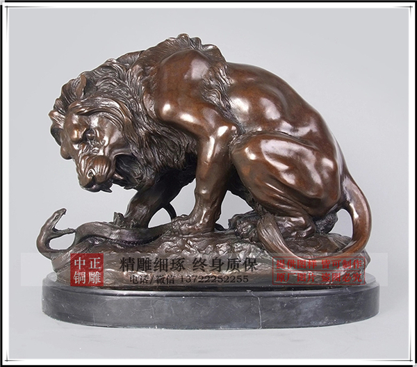 大型铜狮子.jpg 大型铜狮子.jpg