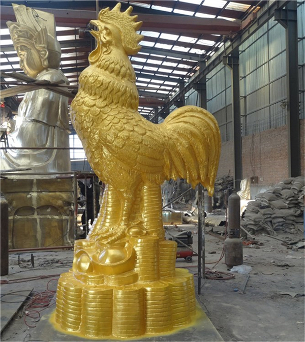 大型铜鸡雕塑.jpg 大型铜鸡雕塑.jpg