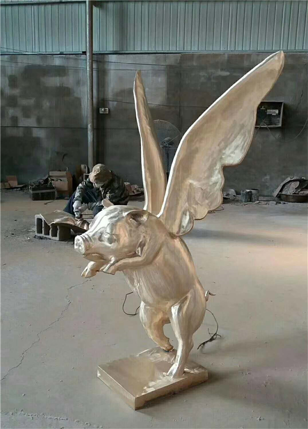 定做动物雕塑.jpg 定做动物雕塑.jpg