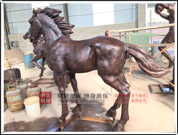 铜马图片.jpg 铜马图片.jpg