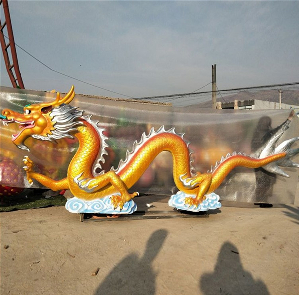 玻璃钢龙雕塑.jpg 玻璃钢龙雕塑.jpg