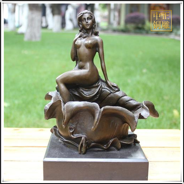 西方美女摆件.jpg 西方美女摆件.jpg