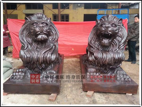 2米汇丰狮.jpg 2米汇丰狮.jpg