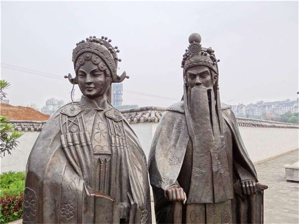 景区戏曲雕塑.jpg 景区戏曲雕塑.jpg