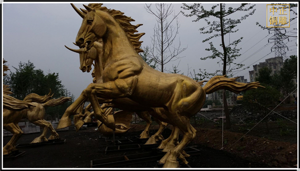 大型公园铜马铸造.jpg 大型公园铜马铸造.jpg