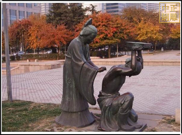 精忠报国校园人物雕塑