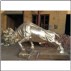 铸黄铜拓荒牛雕塑