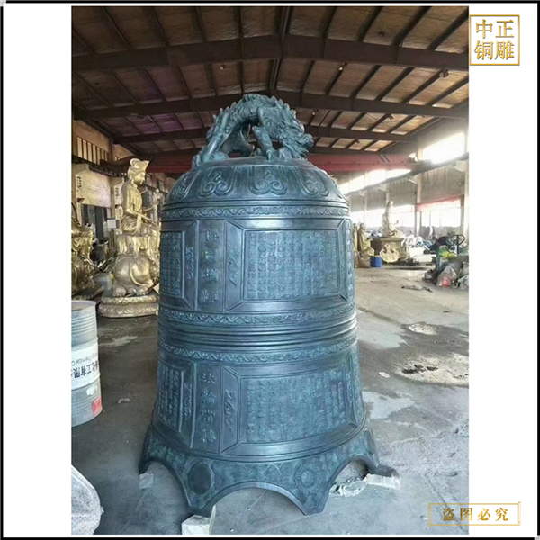 寺院大型铜钟