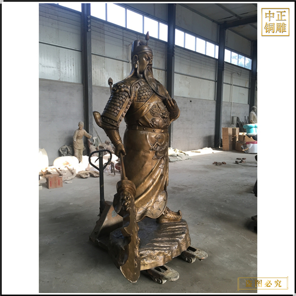 大型铸铜关公摆件