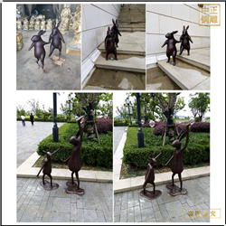 两只小兔子跳舞铜雕塑