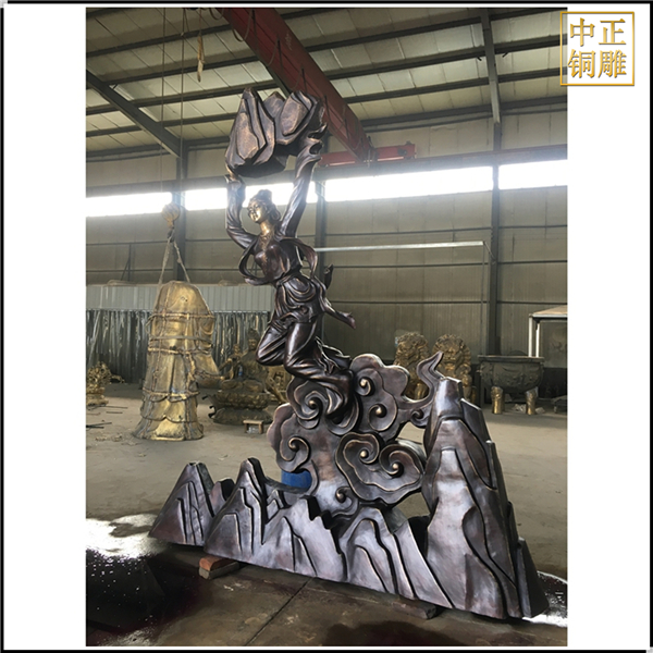 14纯铜古代神话人物雕塑.jpg