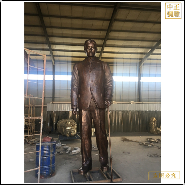 室外大型熊希龄雕塑铸造