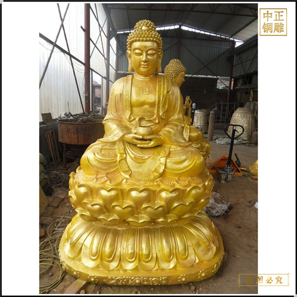 室外释迦牟尼佛铜像